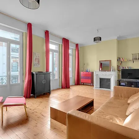 Apartment Rare Pearl Very Quiet And Bright In *